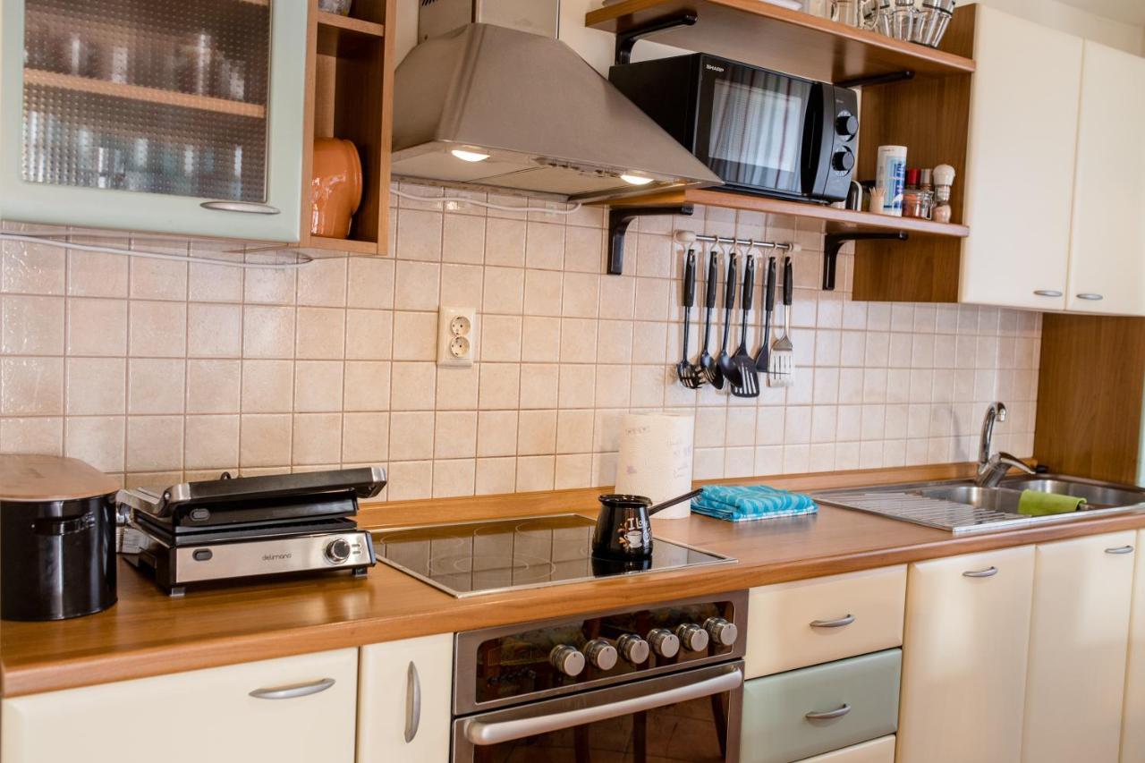 Nikolina Rab Apartments Rab Town Eksteriør billede